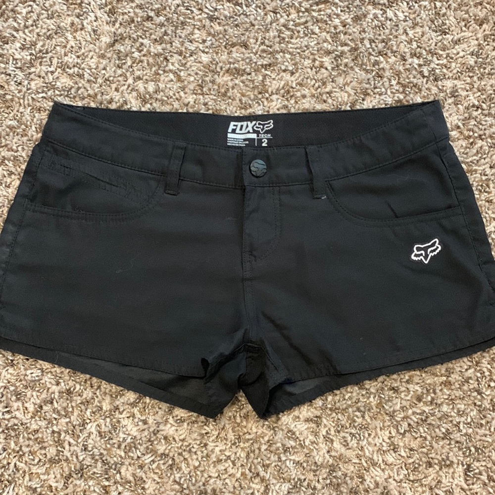 Fox,color black, size 2.